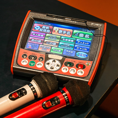 歌とお酒で盛り上がる！貸切OKのカラオケバー