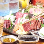 新食感“もっちり”！が自慢の名物純国産熊本直送の馬刺し★盛合せがオトク！