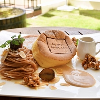 お好みのトッピングにカスタマイズ可能です♪