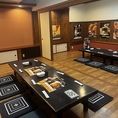 足元広々♪座り心地の良いお座敷席ならくつろぎながらお食事を楽しむことができます。大小様々な席数でご用意しているので、ご来店人数に合わせたお席をご案内いたします！ぜひ皆様で旬の食材を使った料理をご堪能ください♪