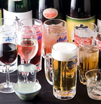 飲み放題のメニューがすごい！アサヒスーパードライ生をはじめ美味しいお酒が揃ってます！