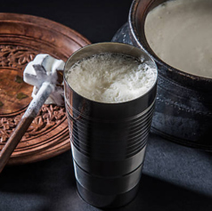 【黒霧島ラッシーなどアルコール系まで！】ラッシーの種類がとにかく豊富！の写真