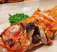 新鮮な魚の魅力は刺身だけにあらず！焼・煮でもご提供♪