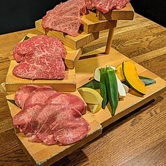 炭火焼肉 にくなべ屋 神戸びいどろ 初台店のコース写真