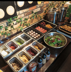 サラダバー&ブラジルビュッフェを約30種類ご用意！！