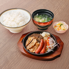 牛たん炭焼 利久 本町店のおすすめランチ1