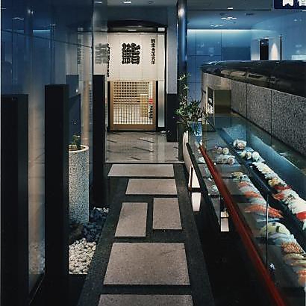 大切な方とのお食事にも、ぜひご利用ください。