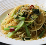 しらすとからすみ・小松菜のスパゲッティペペロンチーノ