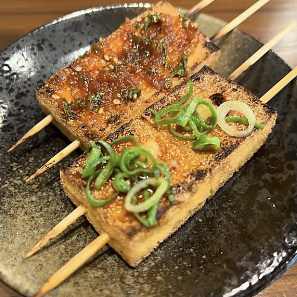 博多のさつま揚げ「かく天」もご用意しております。塩味と醤油味のどちらかの味がお選びいただけます