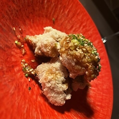 阿部鶏のもも唐揚げ香味野菜よごし~焦がしニンニクダレ~