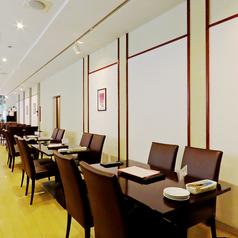 【4名テーブル×6席】