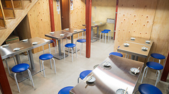 【１階の奥テーブル席】20名様～貸切OK