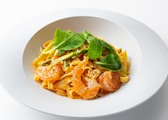 エビのトマトクリームパスタ