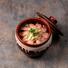 和牛タン壺飯