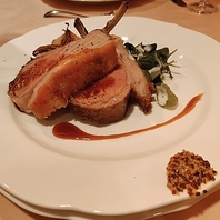 シェフ自慢のビストロ料理を堪能できるコース料理も◎