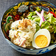 とらポテサラダ