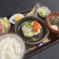 ハンバーグ定食