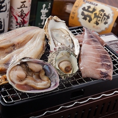 はまぐりや赤えび、牡蠣等…浜焼各種330円(税込)〜楽しめる♪あなたの食べたい海鮮で【浜焼】はいかが？の写真