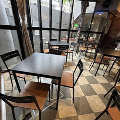 Bistro&Bar Little Grebeの雰囲気3