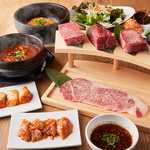 当店は各テーブルにサーバーを完備しておりますので、ハイボールをお好きなだけお飲みいただけます！