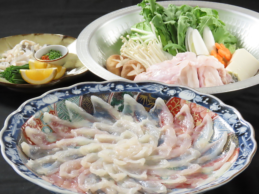 「養殖ふぐコース」や「天然ふぐコース」、「旬魚コース」などこだわりのコースをご用意しています！