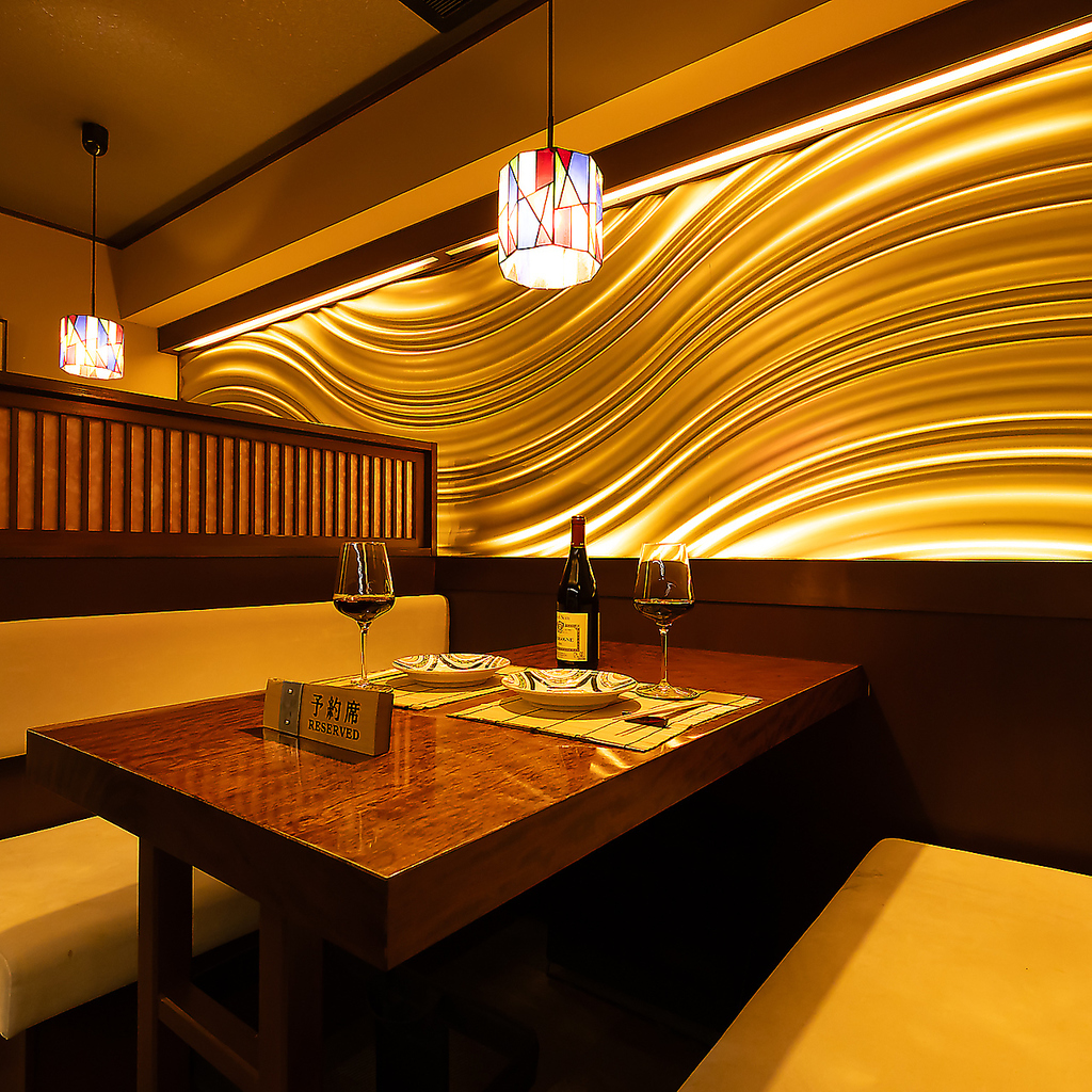 落ち着いた雰囲気のある店内で、大切な方々とゆったりとしたお時間を…♪記念日などにもオススメです