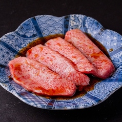 和牛上カルビ (塩・タレ)