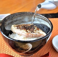 特製出汁入りお茶漬け【燻製鯖】