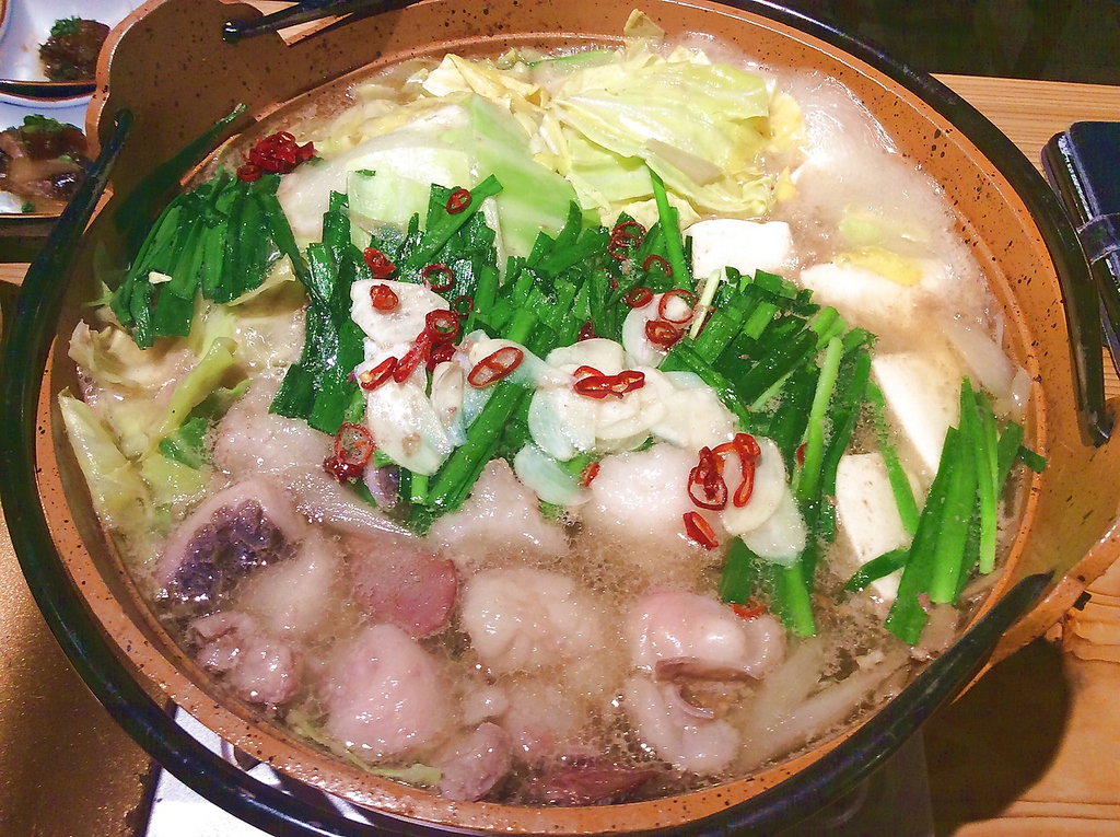 国産牛のモツ鍋 来店の7割の方がご注文される人気メニューです！