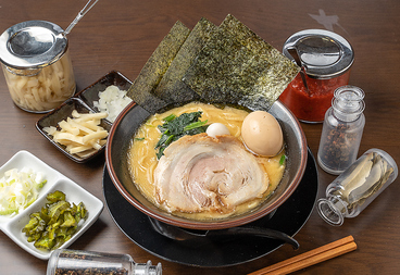 横浜家系ラーメン 天神家のおすすめ料理1