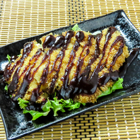 ≪定番から変わり種まで揚げたてを味わう串揚げの数々≫