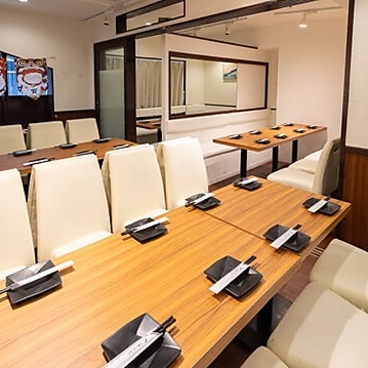 居酒屋 彩り 溜池山王店の雰囲気1