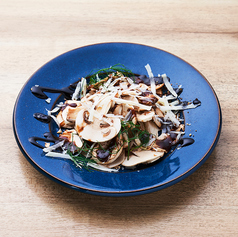 生マッシュルームサラダ