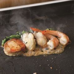 濃厚海鮮トリオ鉄板