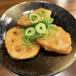 一品料理もバリエーション豊富にご用意！一品一品丁寧に調理してご提供。焼き鳥の待ち時間にもどうぞ