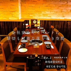 焼肉しゃぶしゃぶNo 1 新宿歌舞伎町店の雰囲気1