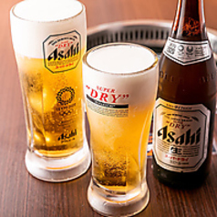 仲間で七輪を囲んで盛り上がる★