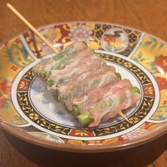 にんにくの芽の肉巻き