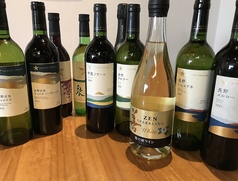 国産ワイン、スパークリング各種取り揃えてます。