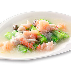 エビ入りアスパラの蟹肉あんかけ