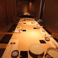 和の趣き溢れる店内は大人の為の落ち着いた雰囲気。ご友人との飲み会や急なご宴会もお任せください◎