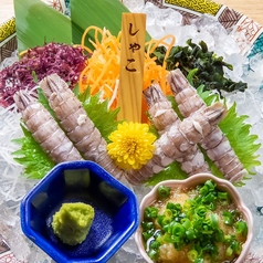 瀬戸内産の魚を使用した新鮮な刺身です