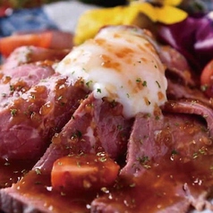 和食屋さんの温玉ローストビーフ