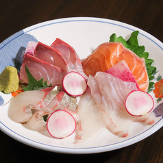 刺身盛り合わせ