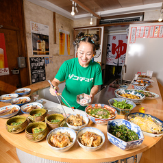 アットホームな雰囲気で お酒が進む料理が豊富♪