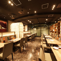 最大30名様の同時着席宴会が可能です。会社宴会や同窓会など、大型の宴会もお任せください。