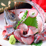 鮮魚を使用したお刺身は味はもちろん、見た目でも愉しめます。