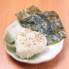 シラスとチーズの焼きおにぎり