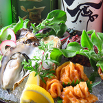 季節の食材を取り入れた店長オリジナルの創作料理は必食です！