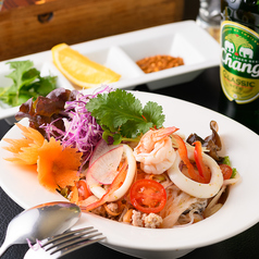 タイ料理ガパオの写真2